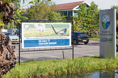 Haij wende golfbaan reclameborden 1