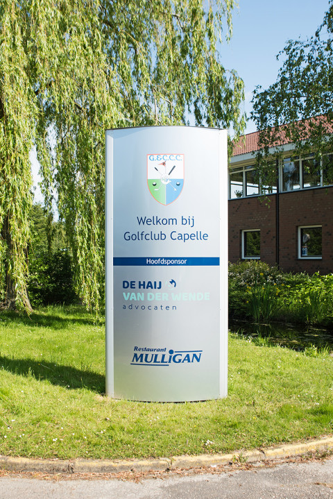 Haij wende golfbaan reclameborden 3